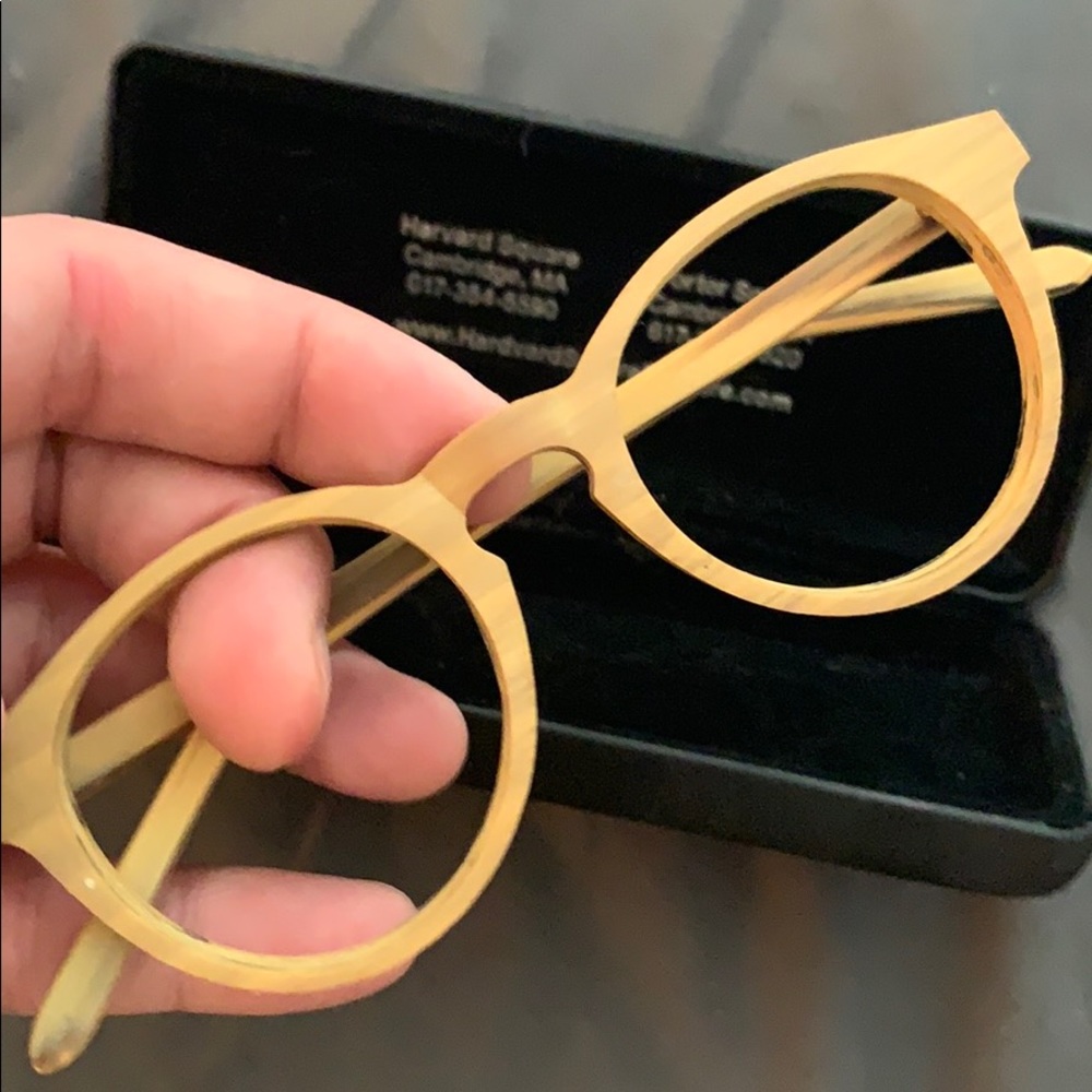 Bamboo glasses frames. - Picture 2 of 3